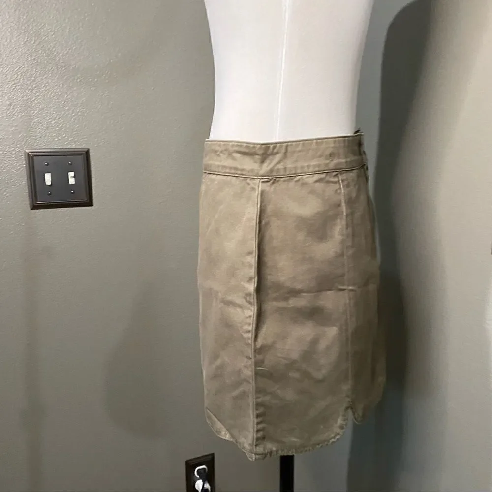 NWT Forever 21 Olive Green Scalloped Mini Skirt